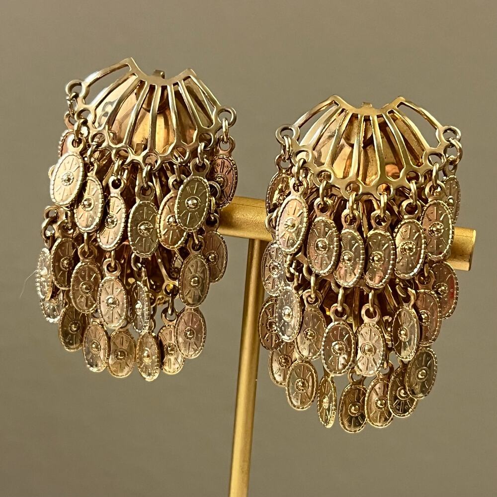 Vintage Gold Tone Metal Cha-Cha Clip Earrings